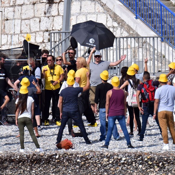 Jean Dujardin sur la plage des bains militaires à Nice pour la première journée de tournage du film "Brice 3 "…Parce que le 2 je l'ai cassé!" sous la direction du réalisateur James Hunt, le 14 septembre 2015. No web No blog Jean Dujardin is filming "Brice 3 "…Parce que le 2 je l'ai cassé!" directed by James Hunt on the beach in Nice, France, on September 14th 2015.14/09/2015 - Nice