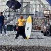 Jean Dujardin "casse du vent" sur la plage des bains militaires à Nice pour la première journée de tournage du film "Brice 3 "...Parce que le 2 je l'ai cassé!", le 14 septembre 2015.