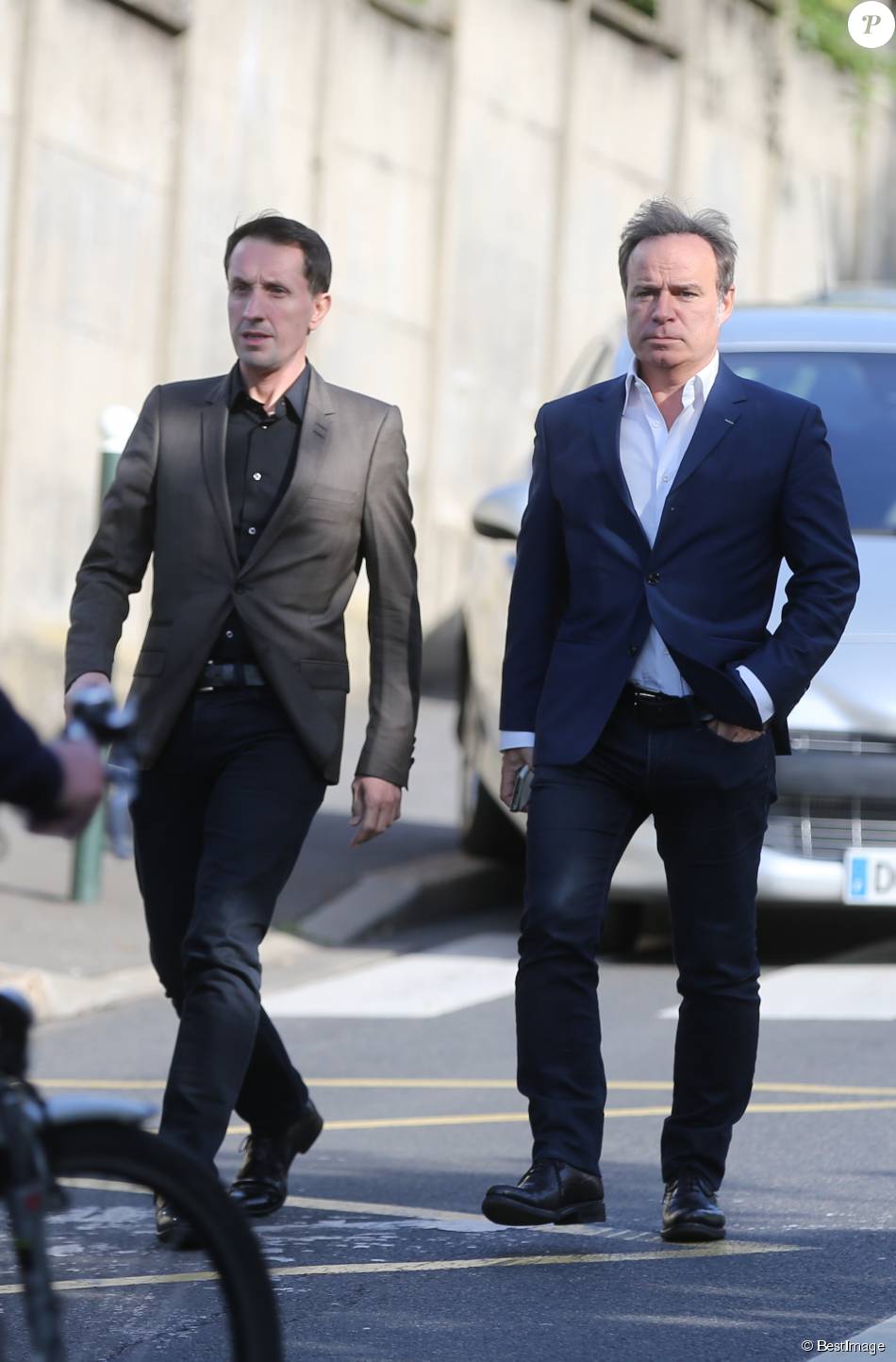 Fabien Lecoeuvre Obseques De Guy Beart Dans Le Carre Juif Du Cimetiere De Garches Le 21 Septembre 2015 Purepeople