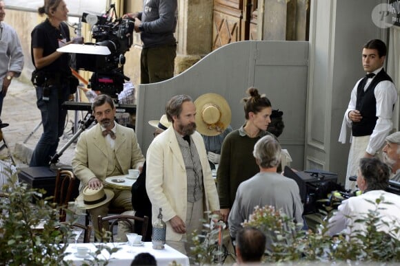 Exclusif - Tournage à Aix-en-Provence le 10 septembre 2015 du film "Cézanne et moi" de Danièle Thompson, avec Guillaume Canet et Guillaume Gallienne.