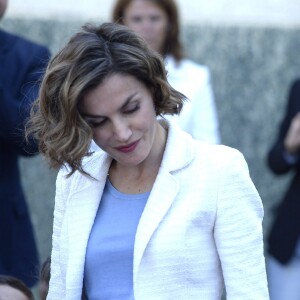 La reine Letizia d'Espagne inaugurait l'année scolaire 2015-2016 à Palencia, en visite à l'école Marques de Santillana, le 21 septembre 2015.