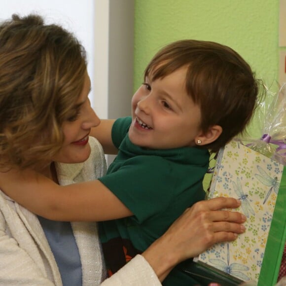 La reine Letizia d'Espagne inaugurait l'année scolaire 2015-2016 à Palencia, en visite à l'école Marques de Santillana, le 21 septembre 2015.