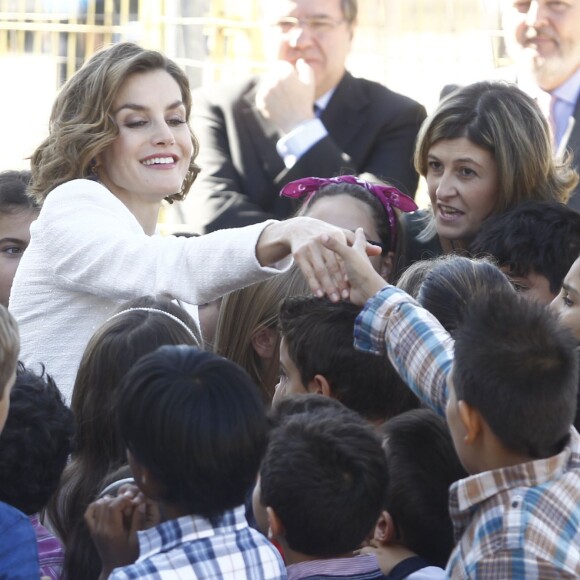 Letizia d'Espagne inaugurait l'année scolaire 2015-2016 à Palencia, en visite à l'école primaire Marques de Santillana, le 21 septembre 2015.