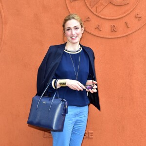 Julie Gayet - People au village des Internationaux de France de tennis de Roland Garros à Paris. Le 27 mai 2015