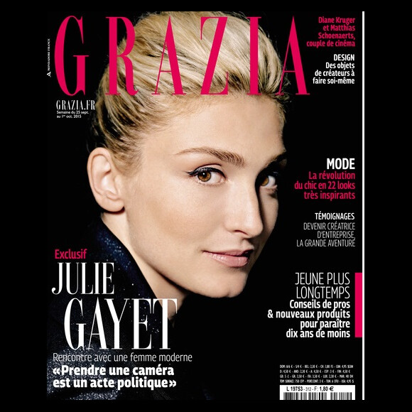 Retrouvez l'intégralité de l'interview de Julie Gayet dans le magazine Grazia, en kiosques le 25 septembre 2015.