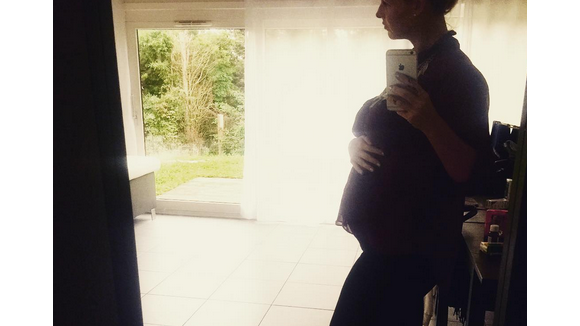 Aurélie Van Daelen (Secret Story 5) : Tendre selfie pour ses 6 mois de grossesse