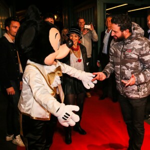 Exclusif - Cyril Hanouna - Cyril Hanouna fête son 41e anniversaire à Disneyland Paris le 24 septembre 2015. Afin de faire plaisir au plus grand nombre le jour de ses 41 ans, Cyril Hanouna a invité ses chroniqueurs et tout le public de l'émission Touche pas à mon poste à Disneyland Paris.