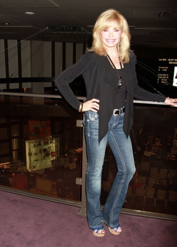 Loni Anderson, ex-femme de Burt Reynolds, met en vente quelques objets ayant appartenu à son ex-mari. Las Vegas, le 12 décembre 2014