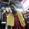 Derrick Rose après la victoire des Bulls sur les Cleveland Cavaliers lors de la demi-finale de conférence à la Quicken Loans Arena de Cleveland, le 4 mai 2015
