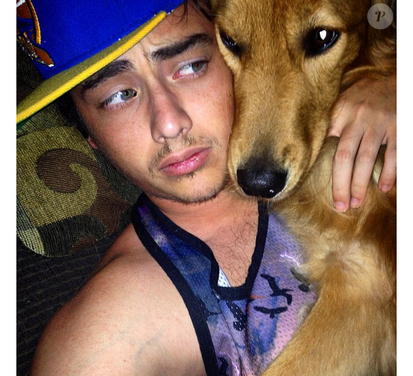 Ryan Malgarini a rajouté une photo de lui avec son chien sur sa page Instagram