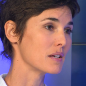 Églantine Éméyé donne des nouvelles de la santé de son fils Samy, polyhandicapé, au Figaro. Le 5 octobre 2015.