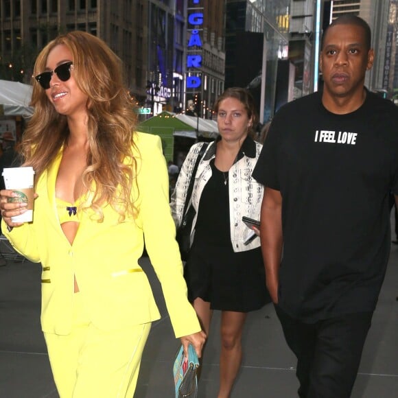 Beyonce Knowles se promène avec son mari Jay-Z dans les rues de New York, le 20 mai 2015