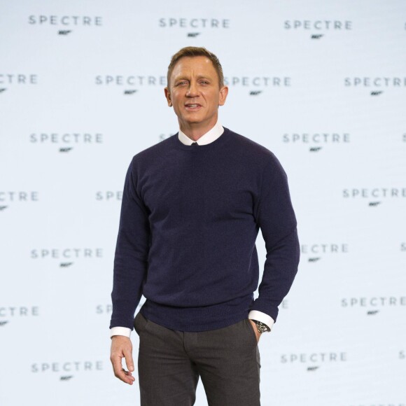 Daniel Craig - Photocall avec les acteurs de la 24ème production du nouveau film de James Bond à Pinewood. Le 4 décembre 2014