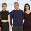 Daniel Craig, Léa Seydoux et Monica Bellucci - Photocall avec les acteurs de la 24ème production du nouveau film de James Bond à Pinewood. Le 4 décembre 2014