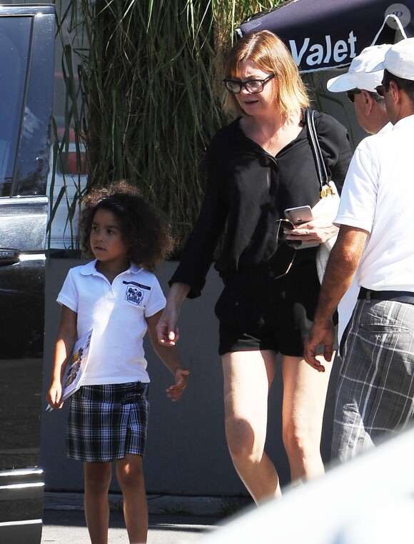 Ellen Pompeo et sa fille Stella à Studio City Los Angeles, le 25 septembre 2015