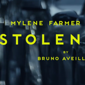 Image extraite du clip "Stolen Car" de Mylène Farmer et Sting, réalisé par Bruno Aveillan, octobre 2015.