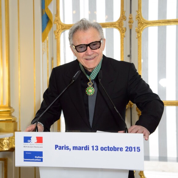 Harvey Keitel - Remise de décoration de Commandeur de l'Ordre des Arts et des Lettres à Harvey Keitel au ministère de la culture à Paris le 13 octobre 2015.
