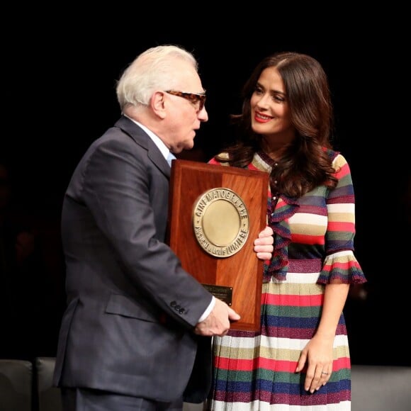 Martin Scorsese et Salma Hayek - Remise du 7e Prix Lumière à Martin Scorsese au Palais des Congrès de Lyon, lors du Festival Lumière le 16 octobre 2015.