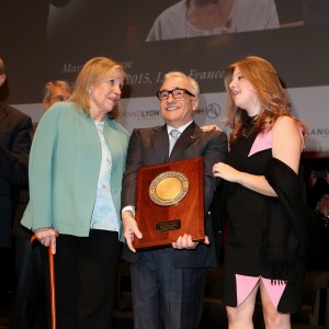 Martin Scorsese entouré de sa femme, Helen Morris, et de sa fille Francesca - Remise du 7e Prix Lumière à Martin Scorsese au Palais des Congrès de Lyon, lors du Festival Lumière le 16 octobre 2015.