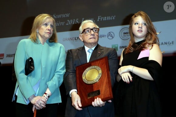 Martin Scorsese entouré de sa femme, Helen Morris, et de sa fille Francesca - Remise du 7e Prix Lumière à Martin Scorsese au Palais des Congrès de Lyon, lors du Festival Lumière le 16 octobre 2015.