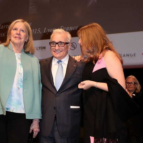 Martin Scorsese entouré de sa femme, Helen Morris, et de sa fille Francesca - Remise du 7e Prix Lumière à Martin Scorsese au Palais des Congrès de Lyon, lors du Festival Lumière le 16 octobre 2015.