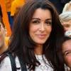 Exclusif - La superbe Jenifer Bartoli a tenu à apporter cette année encore son soutien à l'association 'La Marie Do' à Ajaccio en Corse le 10 octobre 2015. C'est sur la place Miot, à Ajaccio, que la chanteuse est venue rendre visite aux bénévoles et au public. De nombreux fans étaient présents pour tenter d'obtenir une photo ou un autographe de sa part mais également pour l'entendre chanter 'Ricordu', une chanson corse interprétée aux côtés de Laurent Buschini et extraite de l'album Corsu Mezu Mezu (duos corso-français). Jenifer a ensuite assisté au concert de l'école de chant Natale Luciani après une interview pour une radio locale.