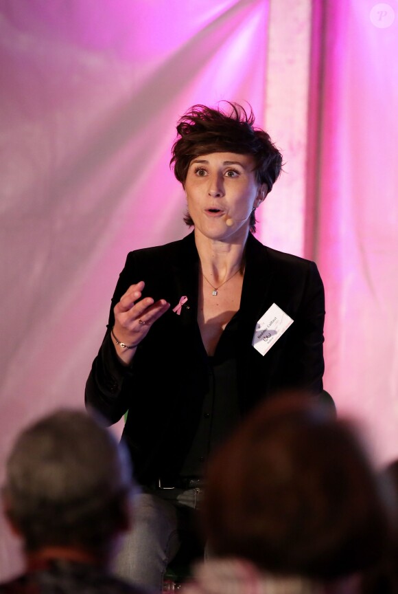 Exclusif - Noémie Caillault, au lancement de la campagne Octobre Rose avec Claire Chazal à la clinique Hartmann à Neuilly sur Seine le 7 octobre 2015.