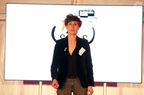 Exclusif - Noémie Caillault, au lancement de la campagne Octobre Rose avec Claire Chazal à la clinique Hartmann à Neuilly sur Seine le 7 octobre 2015.