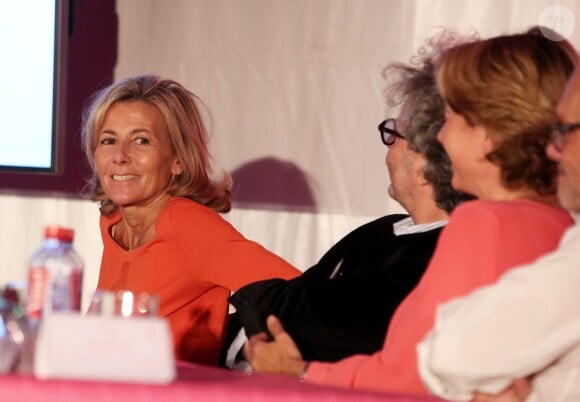 Exclusif - Lancement de la campagne Octobre Rose avec Claire Chazal à la clinique Hartmann à Neuilly sur Seine le 7 octobre 2015.