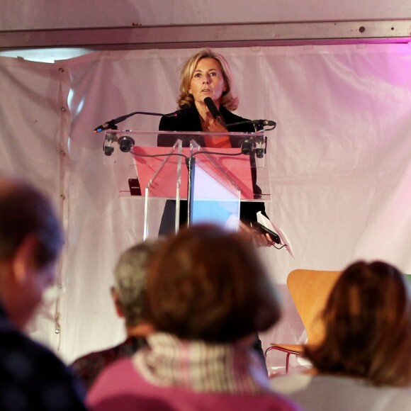 Exclusif - Lancement de la campagne Octobre Rose avec Claire Chazal à la clinique Hartmann à Neuilly sur Seine le 7 octobre 2015.