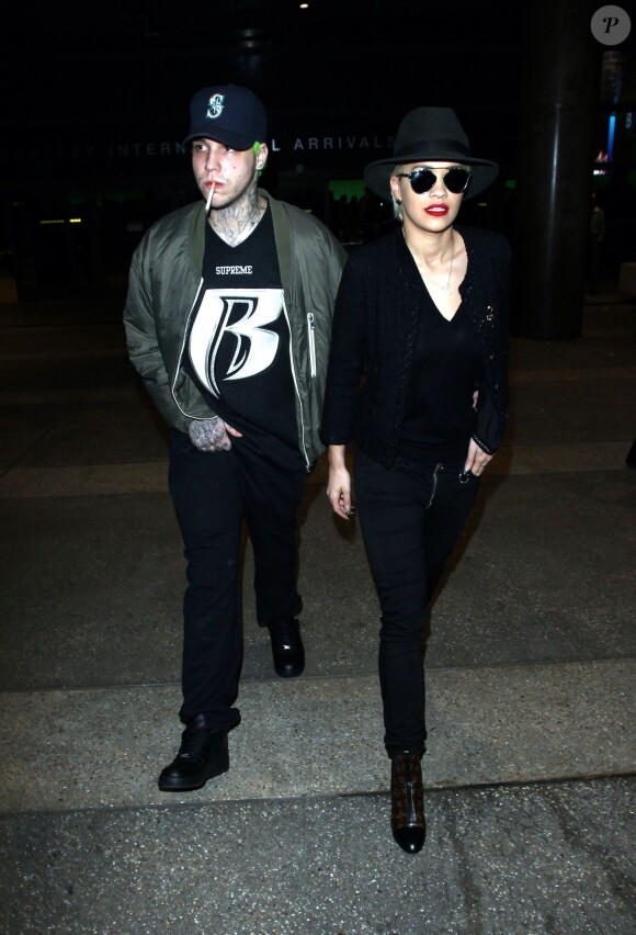 Rita Ora et son petit ami Richard Hilfiger (Ricky) arrivent à l'aéroport de Los Angeles, le 5 novembre 2014.