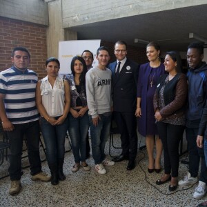 La princesse Victoria, enceinte, et le prince Daniel de Suède en visite officielle en Colombie à Bogota, le 22 octobre 2015