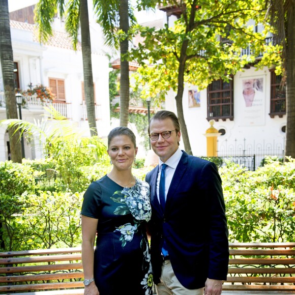 La princesse Victoria, enceinte, et le prince Daniel de Suède en visite officielle en Colombie, à Carthagène des Indes, le 22 octobre 2015