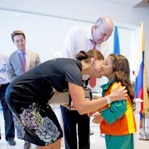 La princesse Victoria, enceinte, et son mari le prince Daniel de Suède en visite officielle en Colombie, à Carthagène des Indes, le 22 octobre 2015