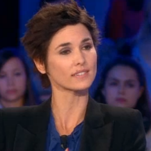 Eglantine Eméyé dans On n'est pas couché sur France 2, le samedi 17 octobre 2015.