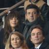 Patrick Bruel et sa compagne Caroline Nielsen au Parc des Princes le 21 octobre 2015 pour le match de Ligue des Champions PSG - Real Madrid. © Cyril Moreau / Bestimage