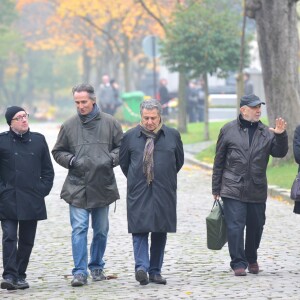 Michel Blanc, Thierry Lhermitte, Christian Clavier, Géerard Jugnot et Marie-Anne Chazel - Inhumation définitive de Tsilla Chelton alias 'Tatie Danielle' suite à son décès en date du 15/07/2012 au cimetière du Père Lachaise à Paris le 16 Novembre 2012.
