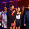 La belle Karine Ferri, enceinte et radieuse, lors de la finale de The Voice Kids 2, vendredi 23 octobre sur TF1.