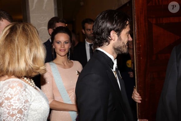 Le prince Carl Philip et la princesse Sofia de Suède, enceinte, assistaient le 23 octobre 2015 au gala annuel de l'Académie royale suédoise des sciences de l'ingénieur, à la Maison des concerts de Stockholm. La première sortie de la princesse depuis l'annonce de sa grossesse.