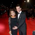 Gareth Bale et sa compagne de longue date, Emma Rhys-Jones, enceinte - Première mondiale du nouveau James Bond "Spectre" au Royal Albert Hall à Londres le 26 octobre 2015.