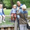 Kerry Katona avec son fiancé George et ses enfants passent la journée au Zoo, à Chester le 7 août 2013
