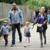 Kerry Katona avec son fiancé George et ses enfants passent la journée au Zoo, à Chester le 7 août 2013