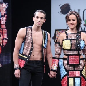 Alizée et son compagnon Grégoire Lyonnet - Défilé du 21ème salon du chocolat à la porte de Versailles à Paris le 27 octobre 2015. Denis Guignebourg / Bestimage