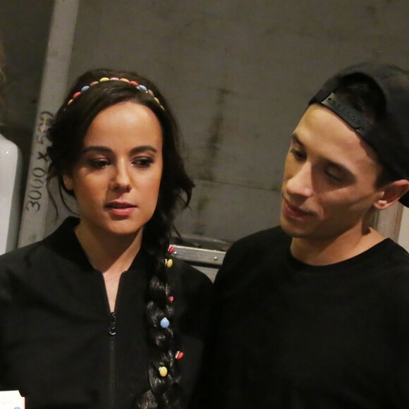 Exclusif - Alizée et son compagnon Grégoire Lyonnet en backstage du défilé du 21ème salon du chocolat à la porte de Versailles à Paris le 27 octobre 2015. Denis Guignebourg / Bestimage