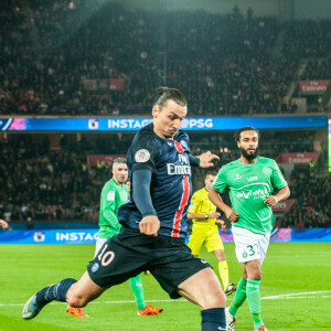 Zlatan Ibrahimovic lors du match Paris Saint-Germain - A.S. Saint-Etienne au Parc des Princes. Paris, le 25 octobre 2015.