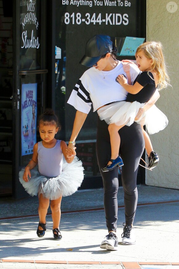 Please hide children's faces prior to the publication - Kourtney Kardashian takes her daughter Penelope and niece North West to ballet class, Los Angeles, CA, USA on October 21, 2015. The two munchkins looked adorable in tutus as they gear up to learn ballet. Photo by GSI/ABACAPRESS.COM22/10/2015 - Los Angeles