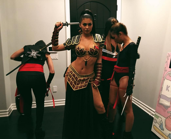 Kylie Jenner on ne peut plus sexy en guerrière pour Halloween