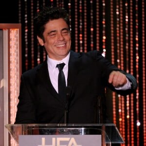 Benicio Del Toro  pendant la 19e soirée des Hollywood Film Awards au Beverly Hilton Hotel, Los Angeles, le 1er novembre 2015.