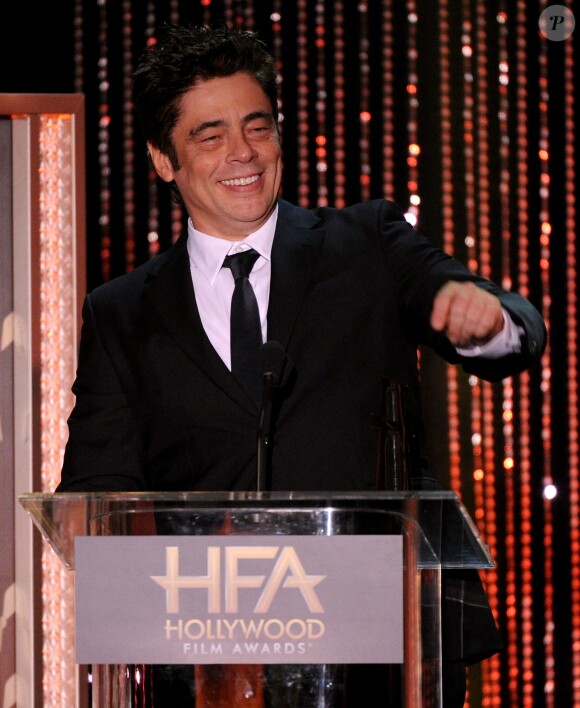 Benicio Del Toro  pendant la 19e soirée des Hollywood Film Awards au Beverly Hilton Hotel, Los Angeles, le 1er novembre 2015.