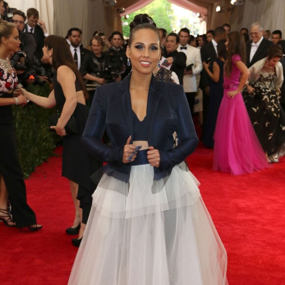 Alicia Keys - Soirée Costume Institute Gala 2015 (Met Ball) au Metropolitan Museum célébrant l'ouverture de Chine: à travers le miroir à New York, le 4 mai 2015.